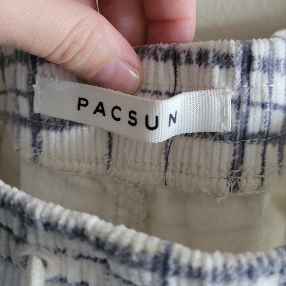 Pacsun Volley corduroy textured shorts Men's XL grey plaid - Picture 4 of 10